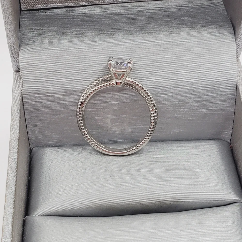 Round Cut Diamond Simulant Rhodium Plated Silver Tone Solitaire Cable Rope Ring